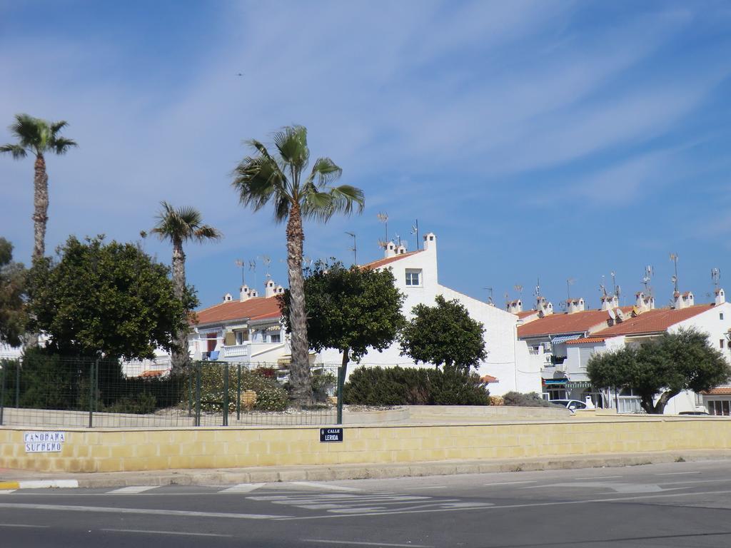 Casas Holiday - Playa La Mata 1 또레비에하 외부 사진